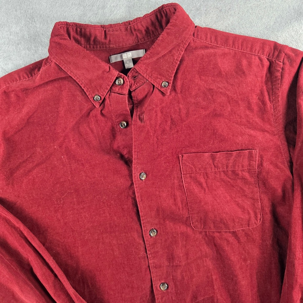 Uniqlo Corduroy Button Down Men XL Burgundy Long Sleeve 100% Cotton 331-128003